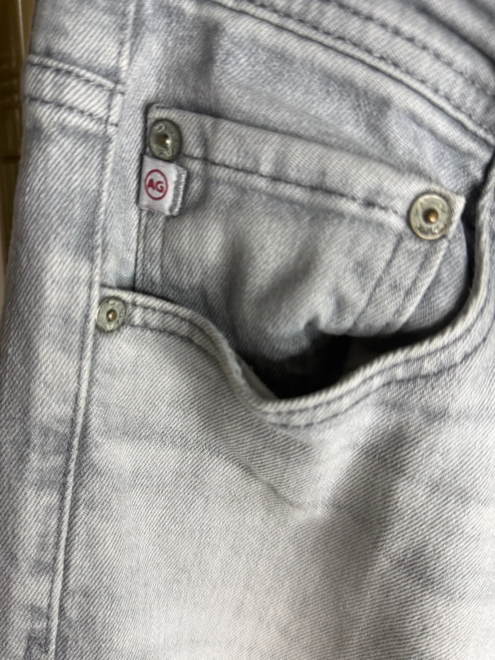 AG Adriano Goldschmied Light Wash Denim Size 32 | Capsule‎ Wardrobe Essential